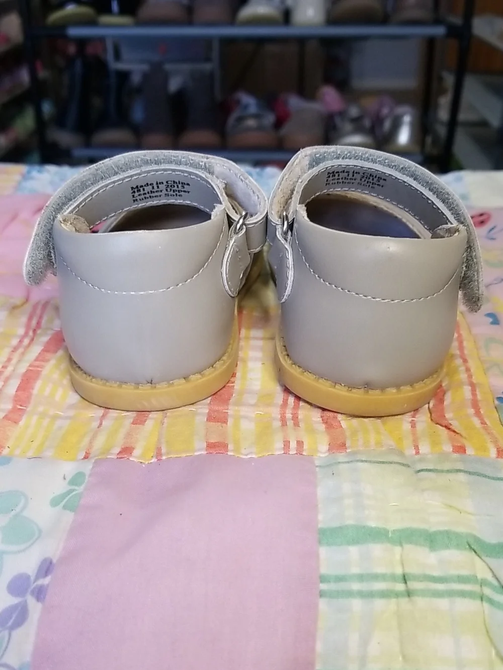 Livie & Luca Light Gray Leather Mary Jane Shoes with Strap Size 5 Luna